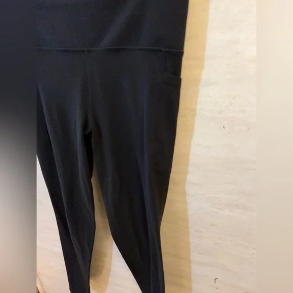 Athleta Salutation Stash Tight High Rise 7/8 Legging - Picture 3 of 10